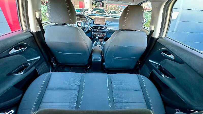 FIAT Tipo (2015-->) Tipo 1.3 Mjt S&S 5 porte Lounge