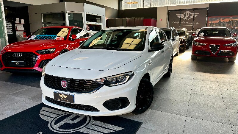 FIAT Tipo (2015-->)