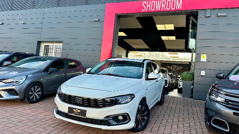 FIAT Tipo (2015-->)