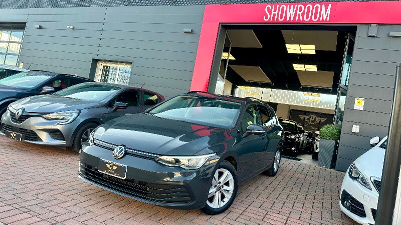 VOLKSWAGEN Golf 8ª serie